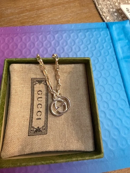 Gucci Silver Interlocking G Charm Bracelet - Picture 2 of 6